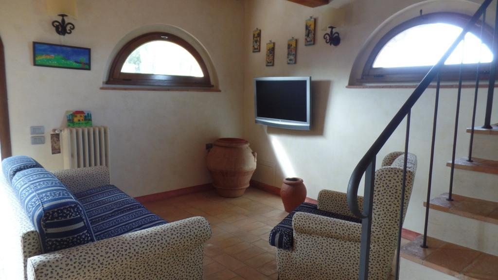 Le Fornacette Il Fienile Holiday Home מראה חיצוני תמונה